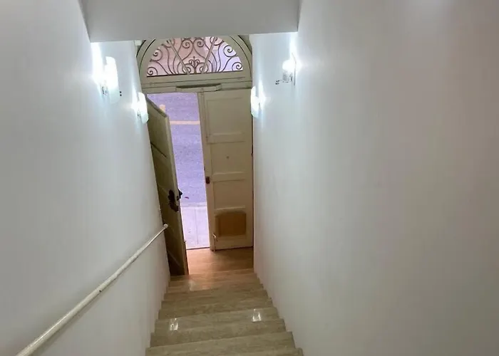 Blue Waves With Maltese Balcony Apartamento La Valeta